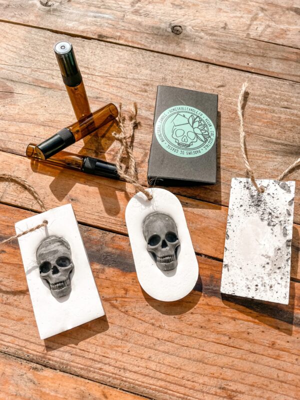Diffuseur suspendu Calavera Noir